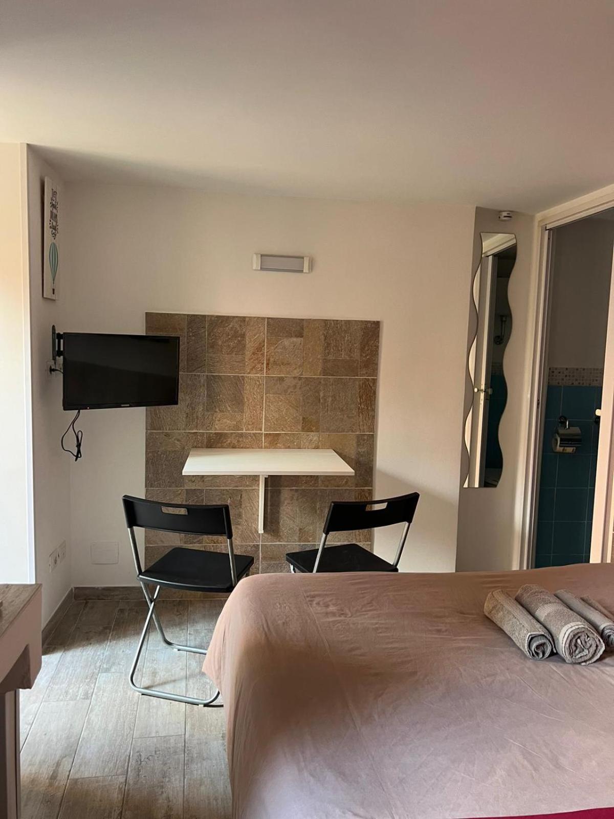 Monolocale Trastevere Locato Per Finalita Turistiche Róma Kültér fotó