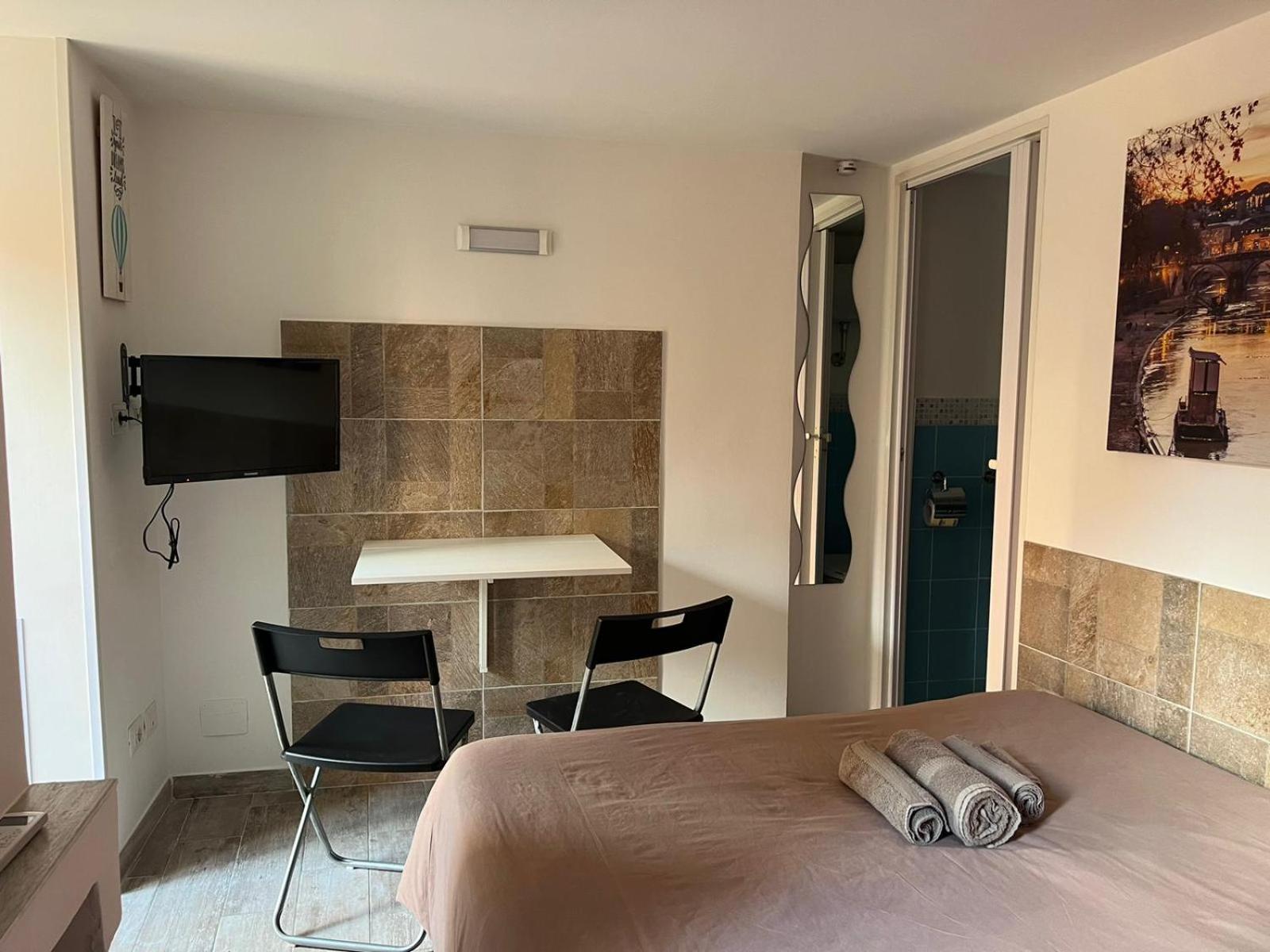 Monolocale Trastevere Locato Per Finalita Turistiche Róma Kültér fotó